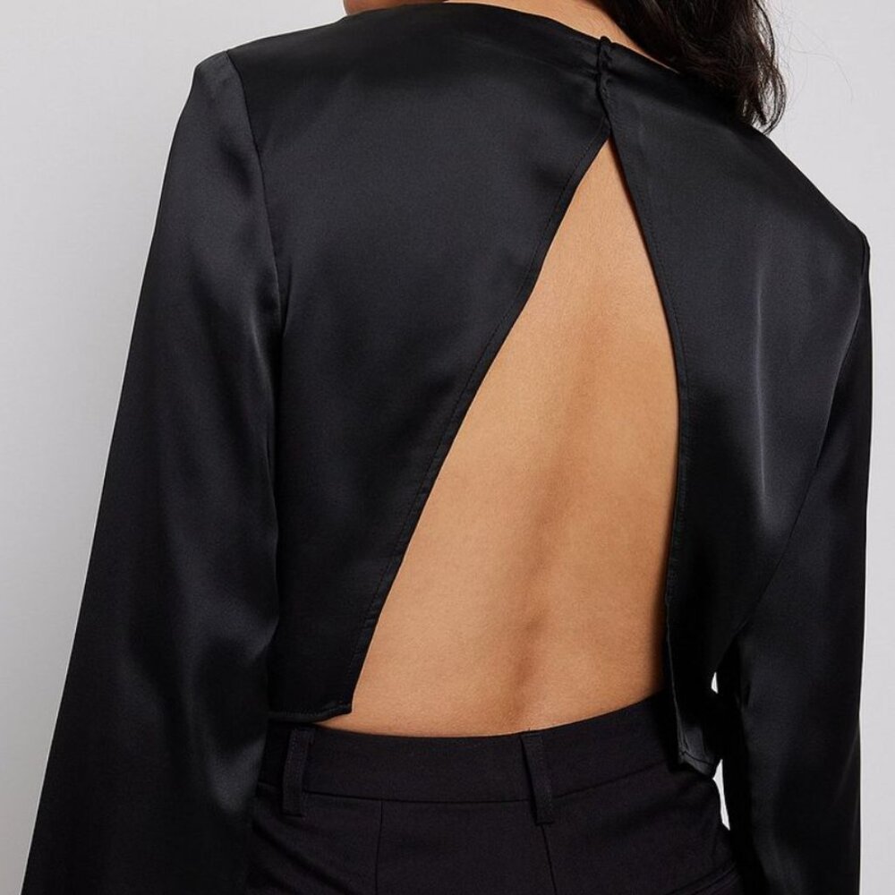 NWT Shoulder Padded Open Back Satin Top
